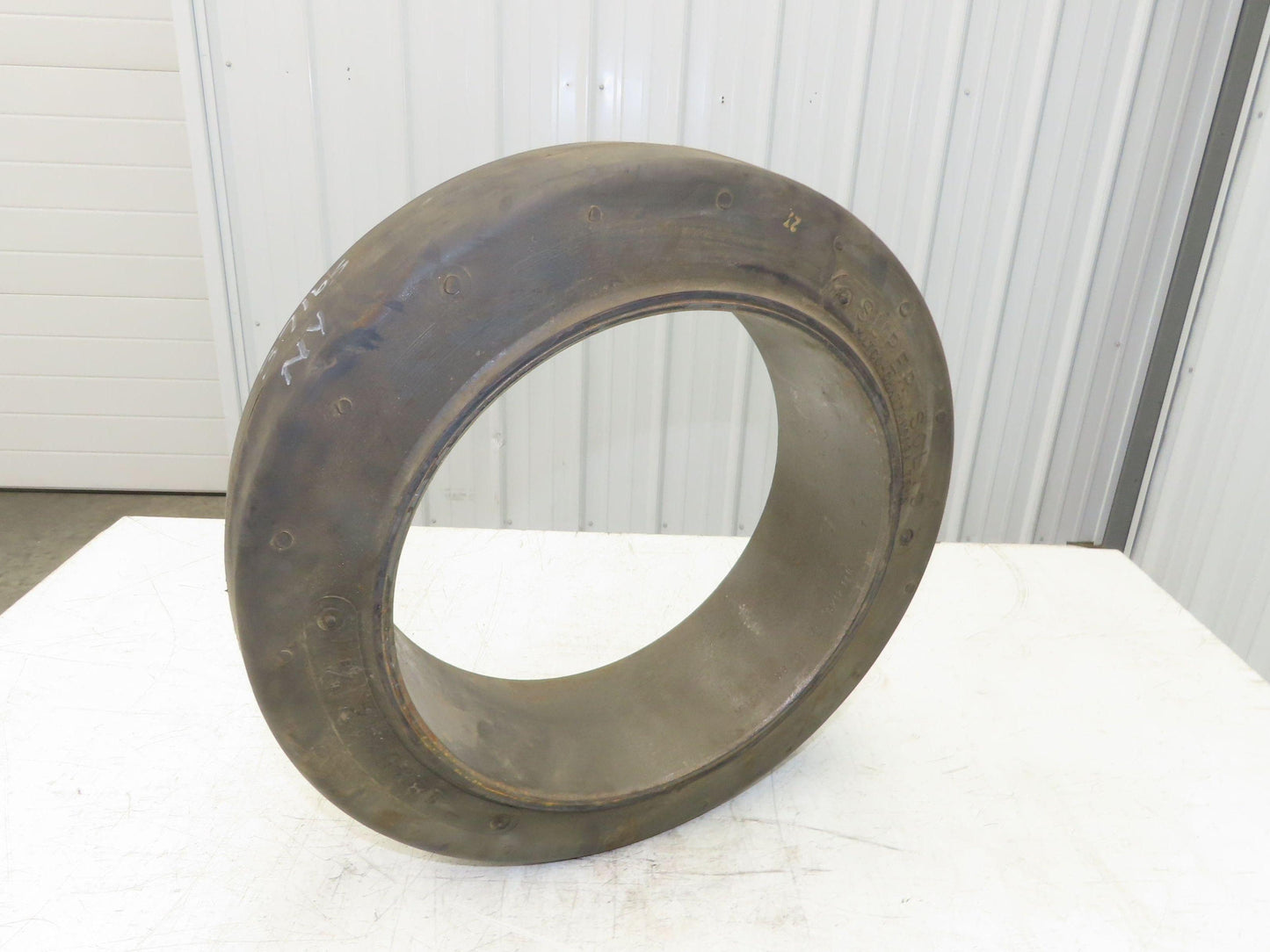 Super Solid 18x5x12-1/8 Forklift Tire Smooth Press-on Black