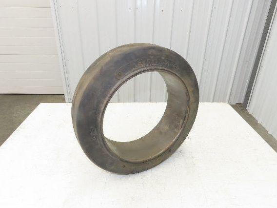 Super Solid 18x5x12-1/8 Forklift Tire Smooth Press-on Black