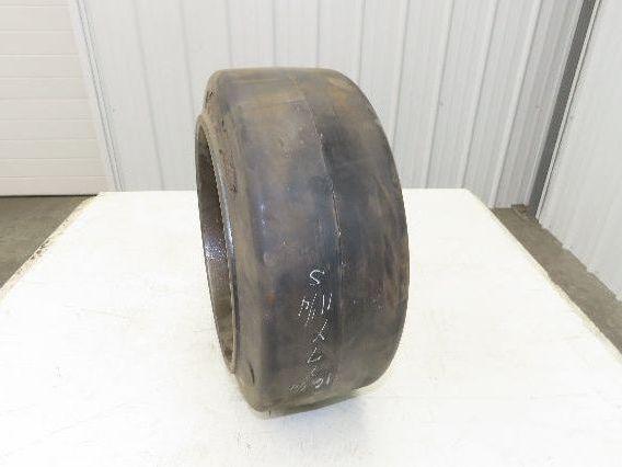 Forklift Tire 16-1/4x7x11-1/4 Smooth Press-on Black Rubber