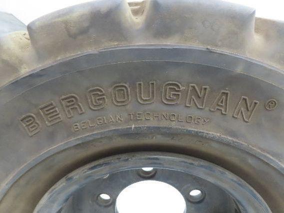 Bergougnan 18x7-8 Forklift Tire Traction Pneumatic Black 5x110 Rim