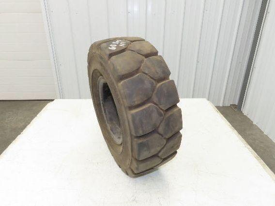 Bergougnan 18x7-8 Forklift Tire Traction Pneumatic Black 5x110 Rim