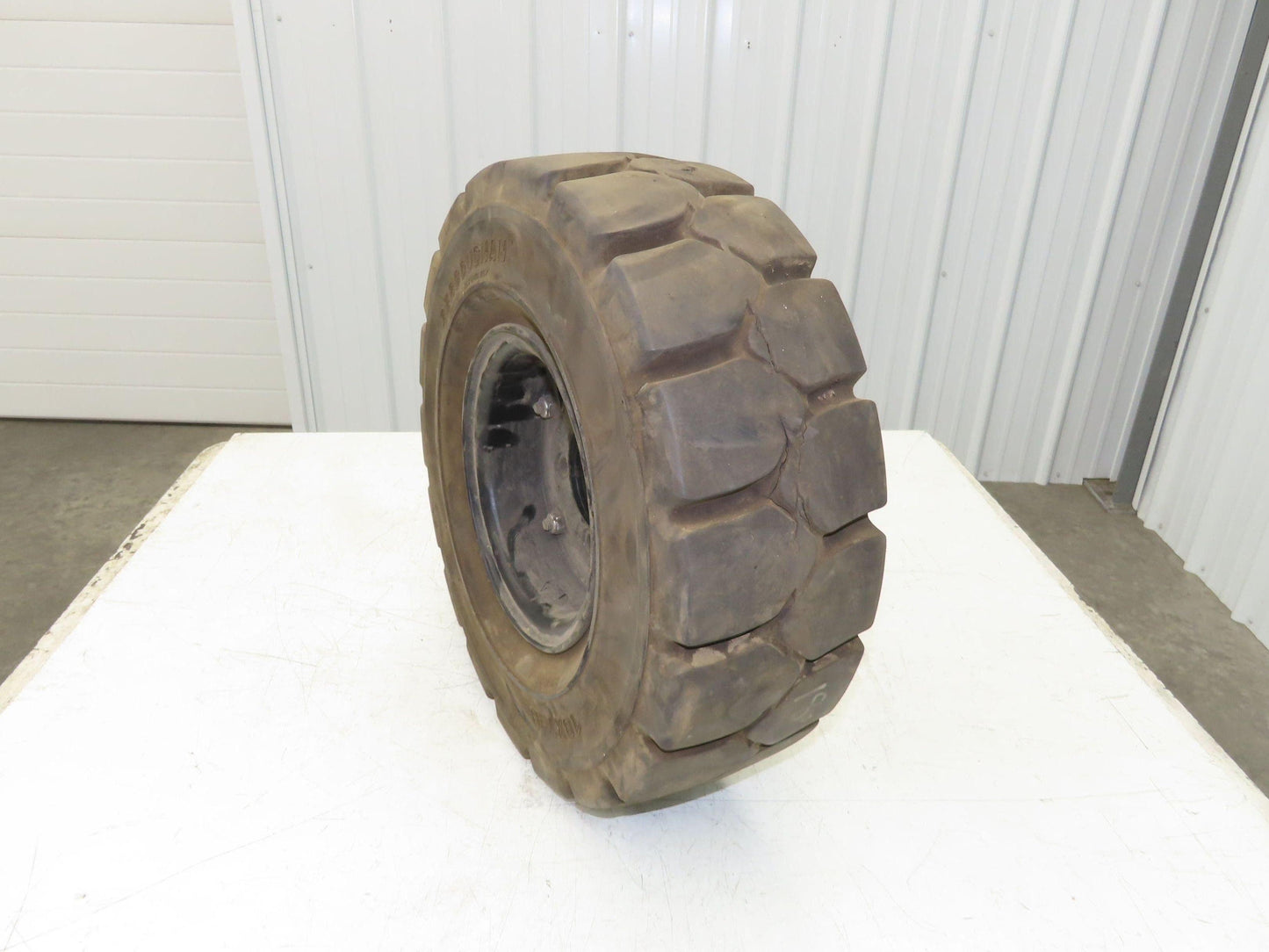 Bergougnan 18x7-8 Forklift Tire Traction Pneumatic Black 5x110 Rim