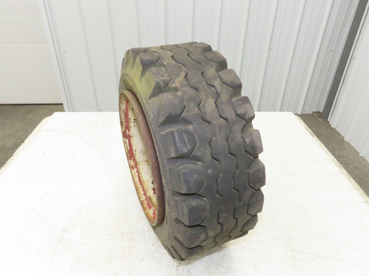 Continental 16x6-8 Forklift Tire Traction Pneumatic Black 6x125mm Rim