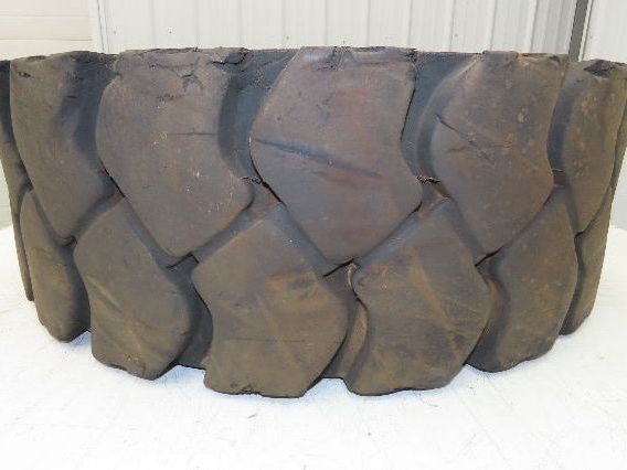 Maine Rubber Intl Defender Forklift Tire Traction Pneumatic Black 6x220mm Rim