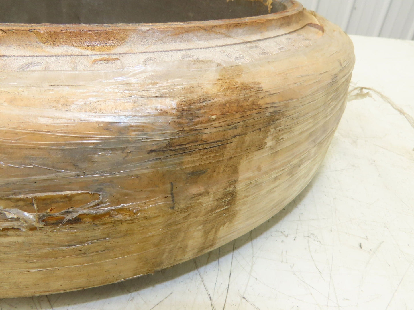 Super Solid 15x4x11-1/4 Forklift Tire Smooth Solid Press-on White Non-Marking