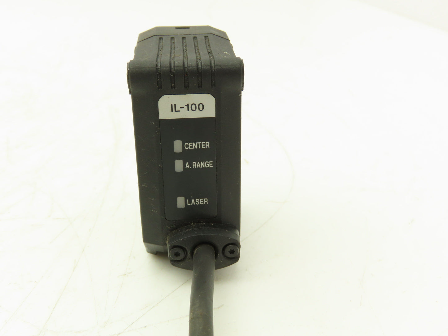 Keyence IL-100 Multi-Function Laser Analog Sensor 560uW 655nm 10.5-2190us