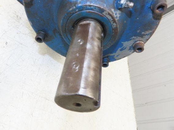 Worm Gearbox Horizontal Drive Dual Output 15:1 Reducer 1" Solid Input Shaft