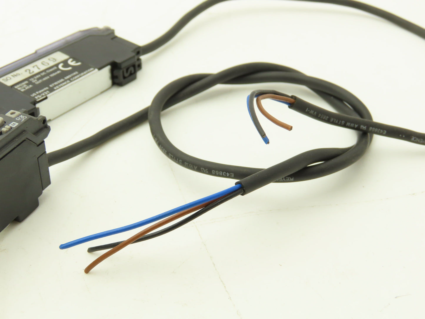 Keyence FS-V31 Fiber Optic Sensor Amplifier NPN 12-24vDC Lot of 11