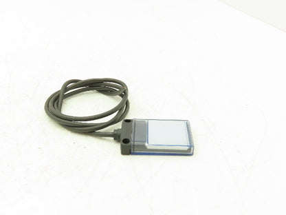 IDEC LH1D-H2HQ4C10RG Panel Surface Mount LED Spider Light 24vDC IP67 0.6W