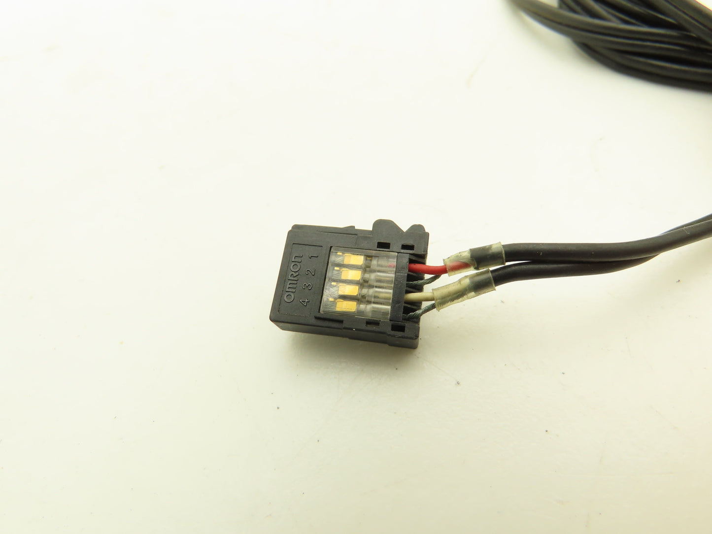 Omron E3C-LR11 Photoelectric Sensor 3mW 3u Second 650nm