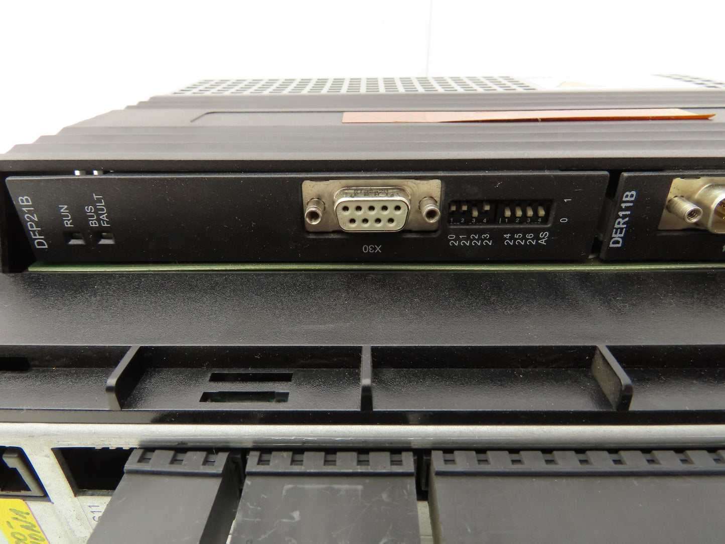 SEW-EuroDrive MDX61B0005-5A3-4-0T Movidrive Compact Servo Drive Inverter 500VA