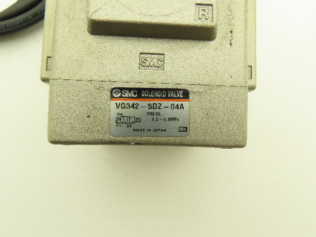 SMC VO307-5DZ | VG342-5DZ-04A 3 Port Pilot Solenoid Valve 24vDC Coil 1/2" NPT