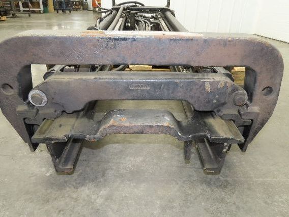 Yale Electric Forklift Mast 3-Stage Class 2 Sideshift 16" Carriage 4-1/2" Mount