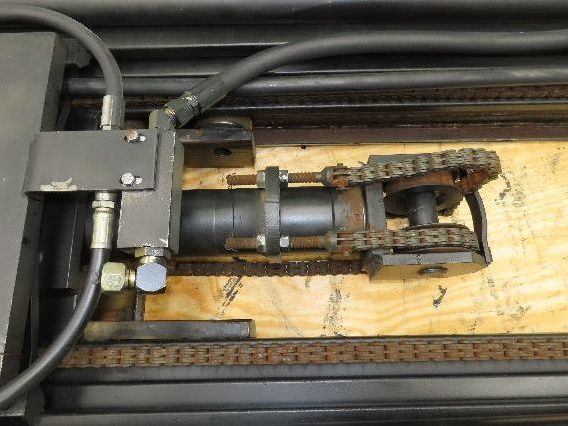 Yale Electric Forklift Mast 3-Stage Class 2 16" x 39" Carriage 5" Mount