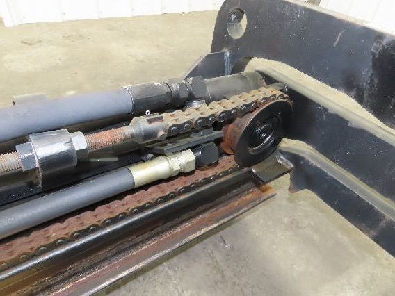 Yale Electric Forklift Mast 3-Stage Class 2 16" x 39" Carriage 5" Mount