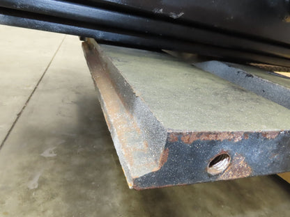 Yale Electric Forklift Mast 3-Stage Class 2 16" x 39" Carriage 5" Mount