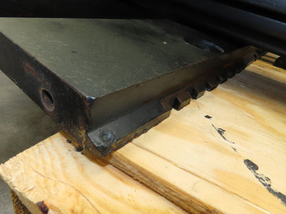 Yale Electric Forklift Mast 3-Stage Class 2 16" x 39" Carriage 5" Mount