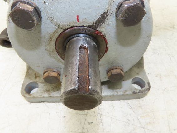 Worm Gearbox Horizontal Drive Dual Output 15:1 Reducer 1" Solid Input Shaft