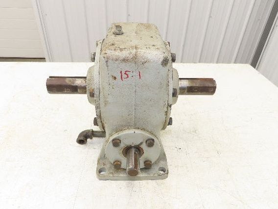 Worm Gearbox Horizontal Drive Dual Output 15:1 Reducer 1" Solid Input Shaft