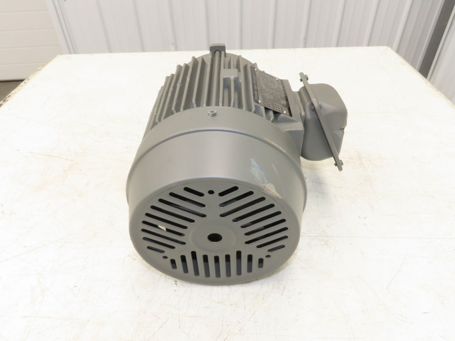 Toshiba B0012FMF2AOZ AC Motor 1Hp 3490rpm 230/460v 3ph 56/56H TEFC