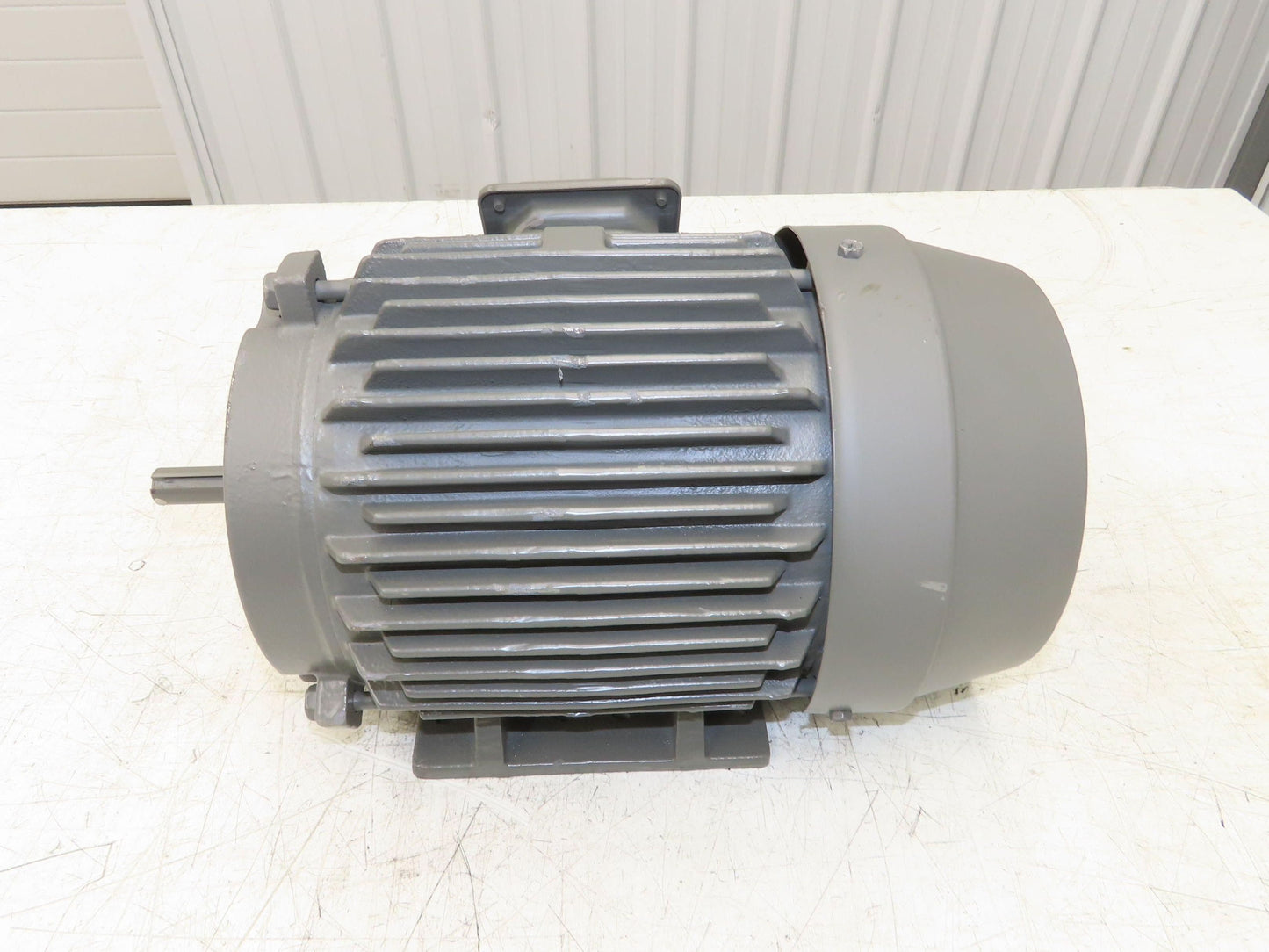 Toshiba B0012FMF2AOZ AC Motor 1Hp 3490rpm 230/460v 3ph 56/56H TEFC