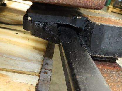 Yale Triple Forklift Mast 3-Stage Class 2 SideShift 16"x 42" Carriage