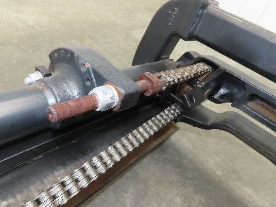 Yale Triple Forklift Mast 3-Stage Class 2 SideShift 16"x 42" Carriage