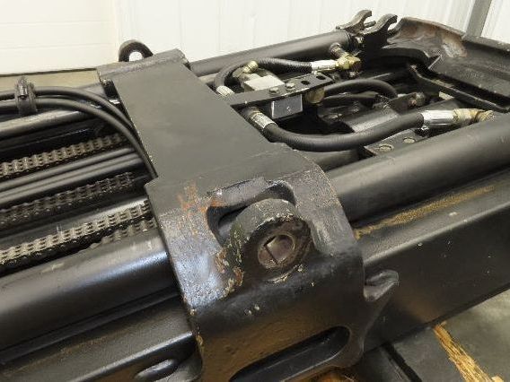 Yale Triple Forklift Mast 3-Stage Class 3 SideShift 20"x38-1/2" Carriage