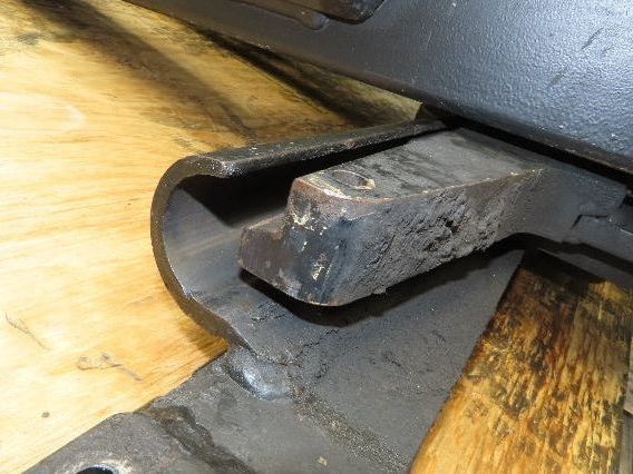 Yale Triple Forklift Mast 3-Stage Class 3 SideShift 20"x38-1/2" Carriage