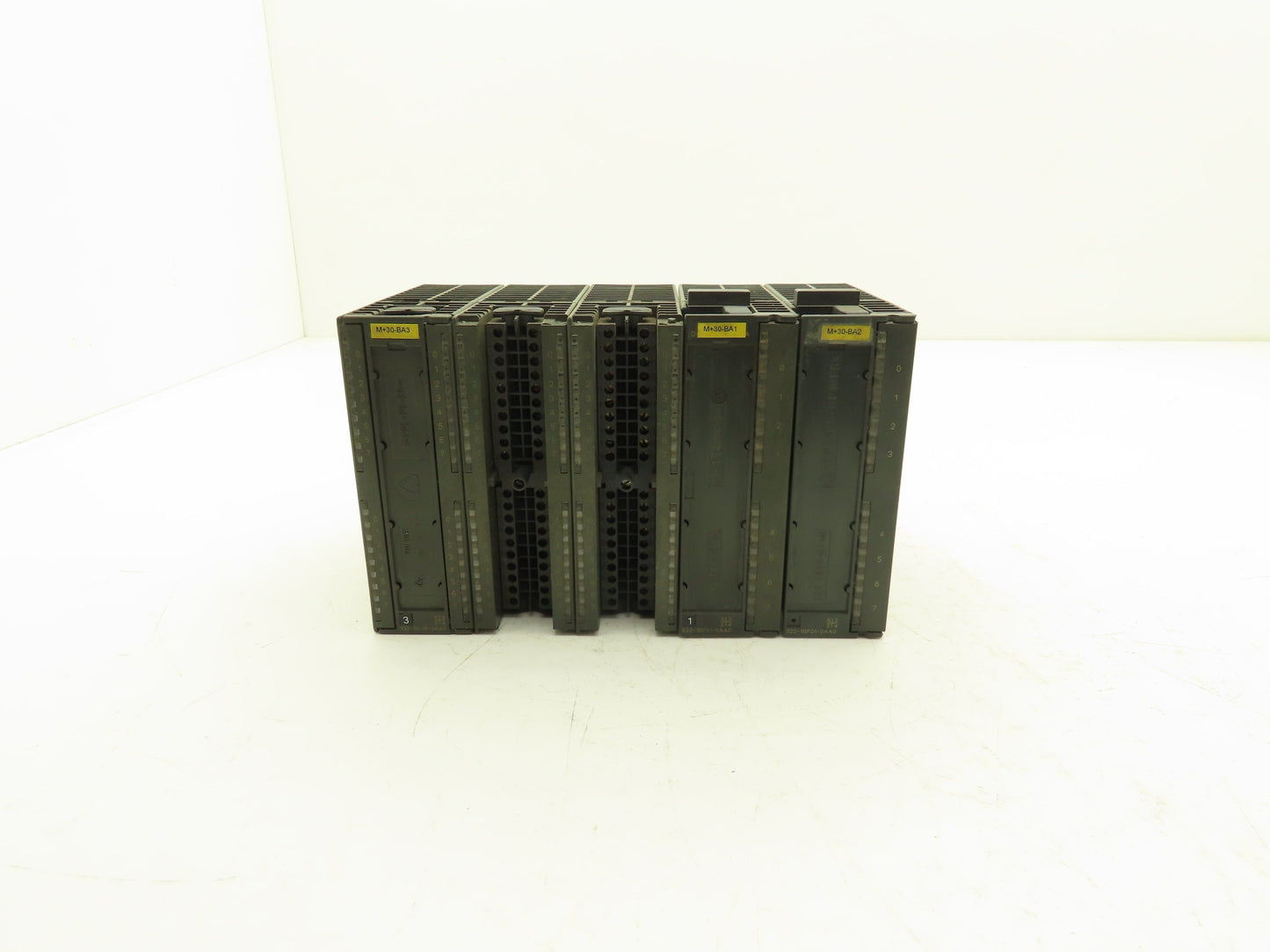 Siemens 322-1BF01-0AA0 322-1BL00-0AA0 Digital Output Module Mixed Lot of 5