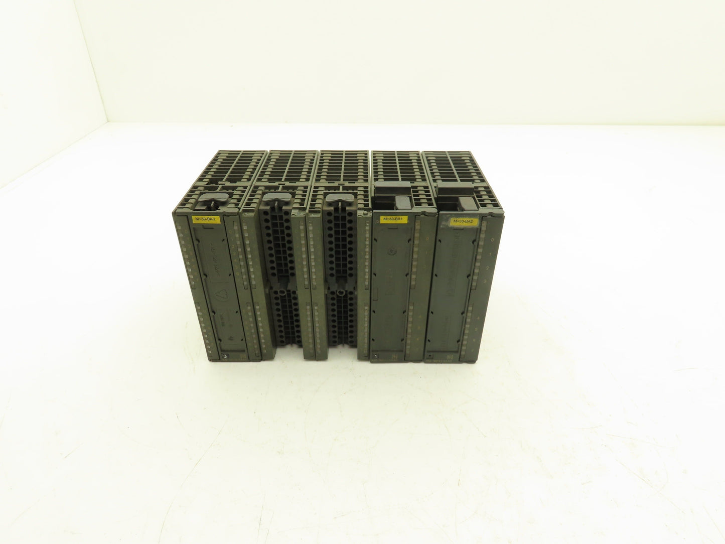 Siemens 322-1BF01-0AA0 322-1BL00-0AA0 Digital Output Module Mixed Lot of 5