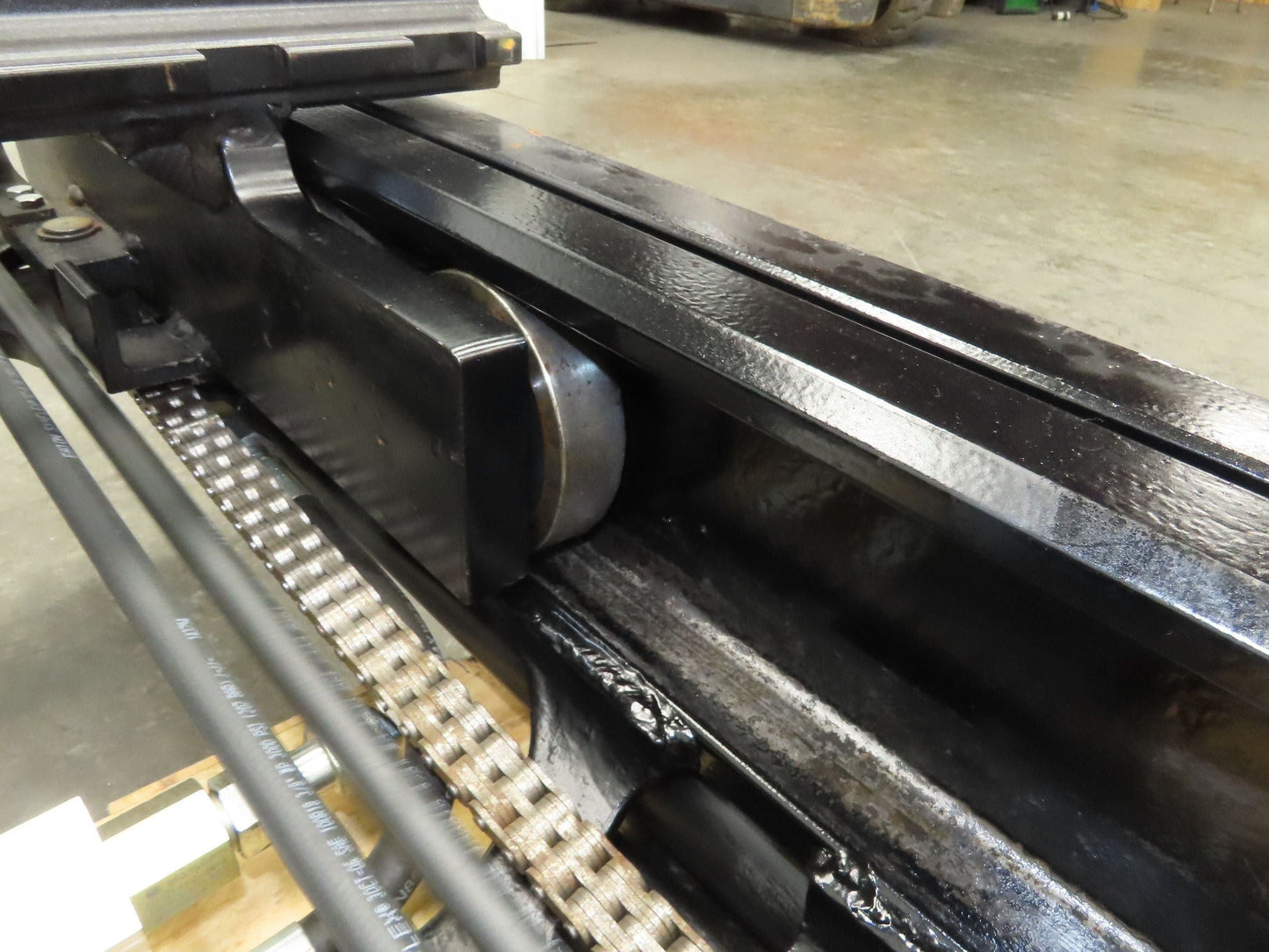 Yale Duplex Forklift Mast 2-Stage Class 2 For 16" Carriage Not Complete