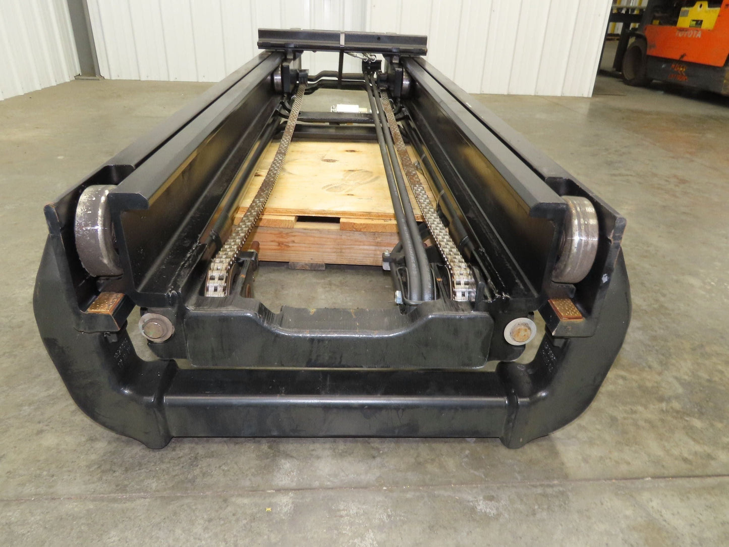 Yale Duplex Forklift Mast 2-Stage Class 2 For 16" Carriage Not Complete