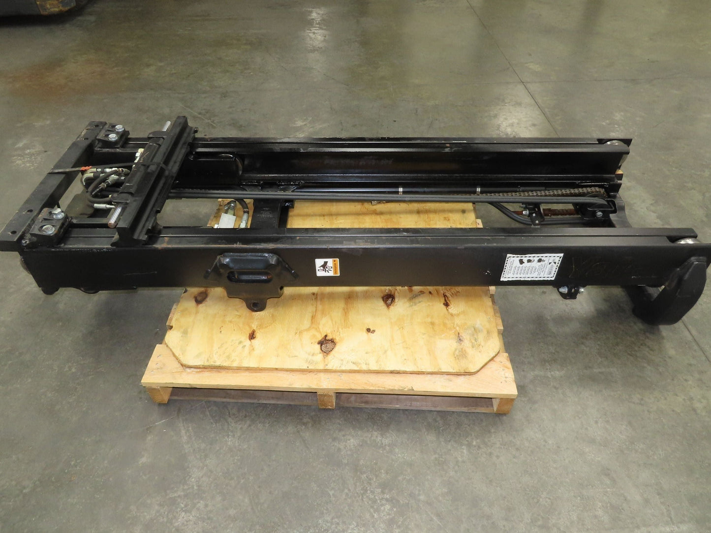 Yale Duplex Forklift Mast 2-Stage Class 2 For 16" Carriage Not Complete