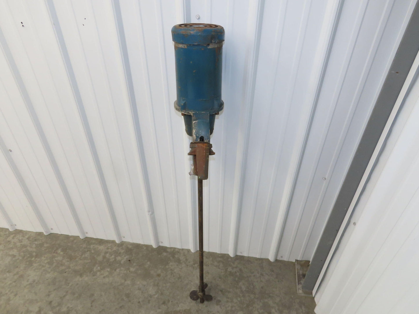 Lightnin Electric Mixer Clamp-On Agitator Drive 1/2Hp 230/460V 37"x5" Impeller