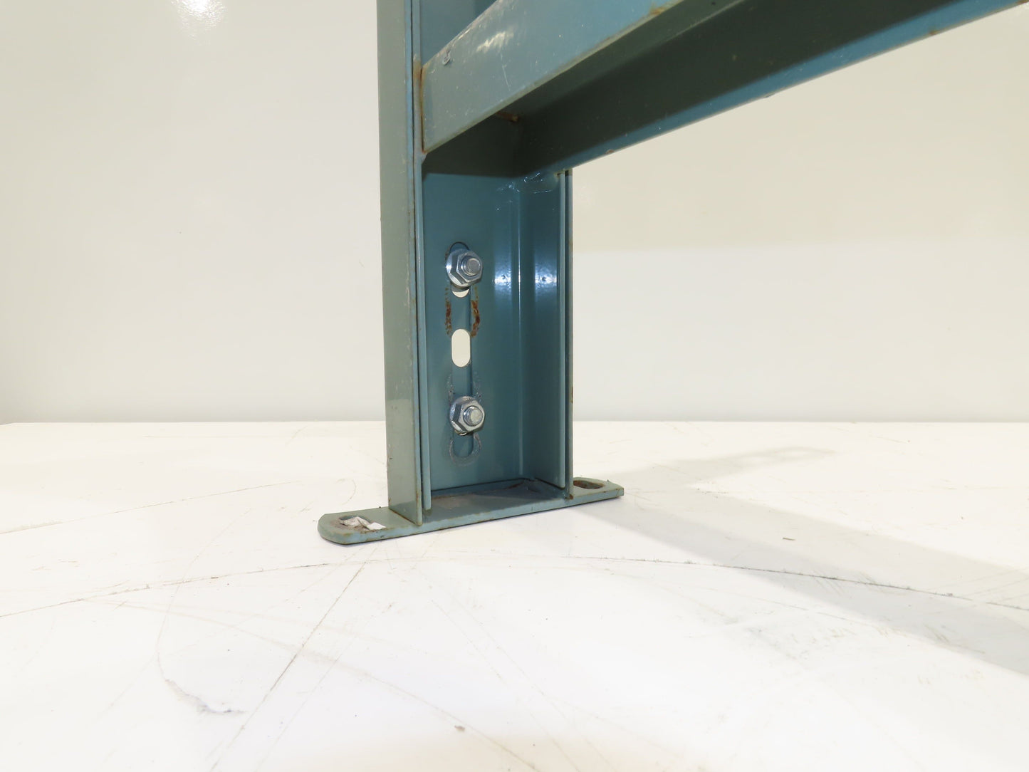 Hytrol MS-4 30"W Conveyor Leg Stationary Floor Support 15-5/8" to 21-5/8"H