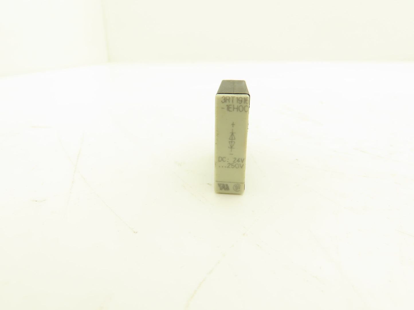 Siemens 3RT1916-1EH00 24-250vDC Diode Combination Surge Suppressor Lot Of 24