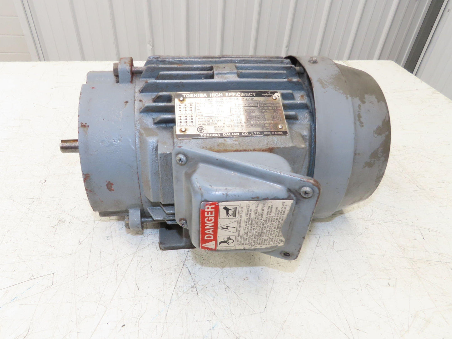 Toshiba B0016FLF2AOZ AC Motor 1Hp 1145rpm 230/460v 3ph 56/56H TEFC