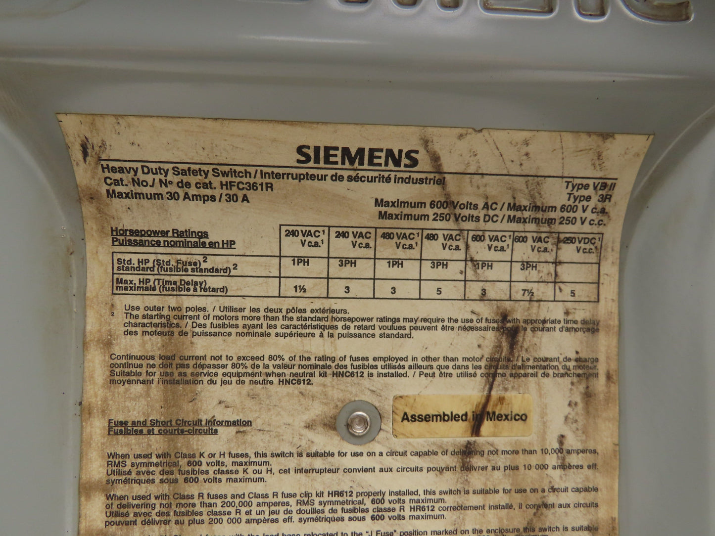 Siemens HFC361R Safety Disconnect Switch 30A Fusible 600V 3ph Up to 7-1/2Hp