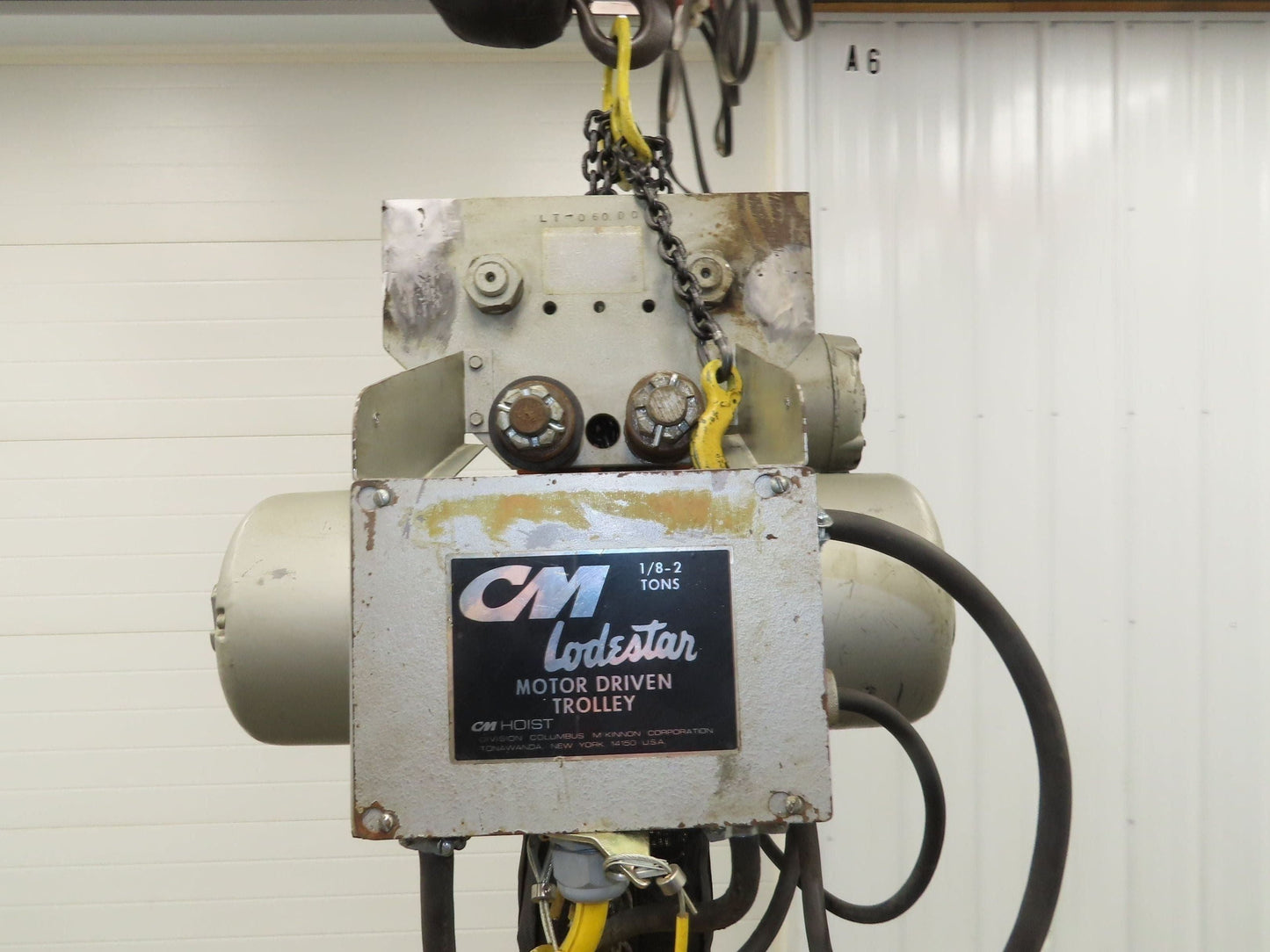 CM Lodestar R 2 Ton Electric Chain Hoist 8 Fpm 14' Lift 635 Power Trolley 3PH