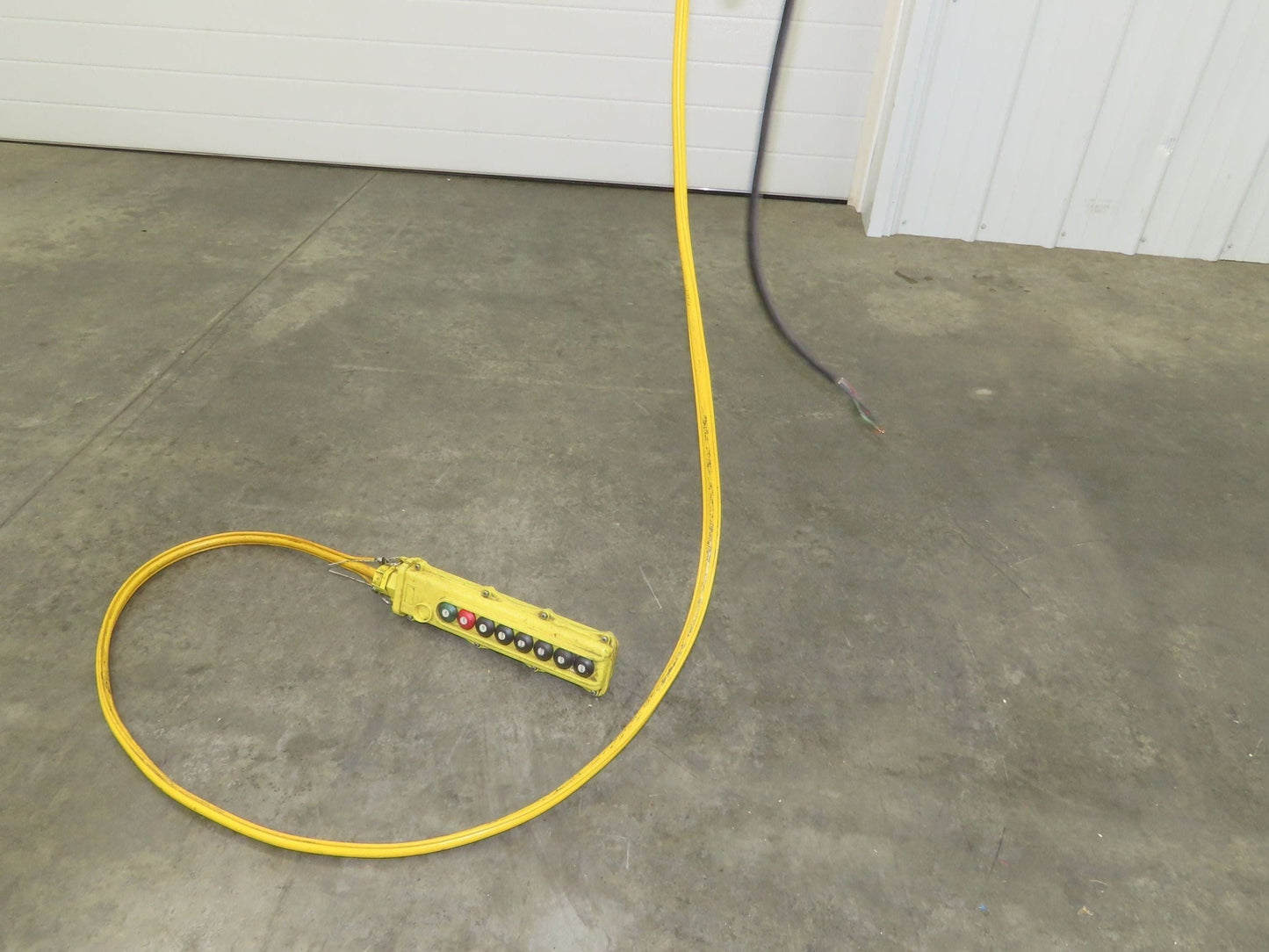 CM Lodestar R 2 Ton Electric Chain Hoist 8 Fpm 14' Lift 635 Power Trolley 3PH