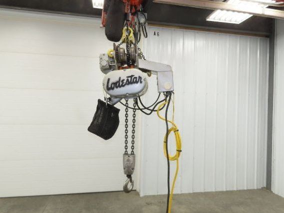 CM Lodestar R 2 Ton Electric Chain Hoist 8 Fpm 14' Lift 635 Power Trolley 3PH