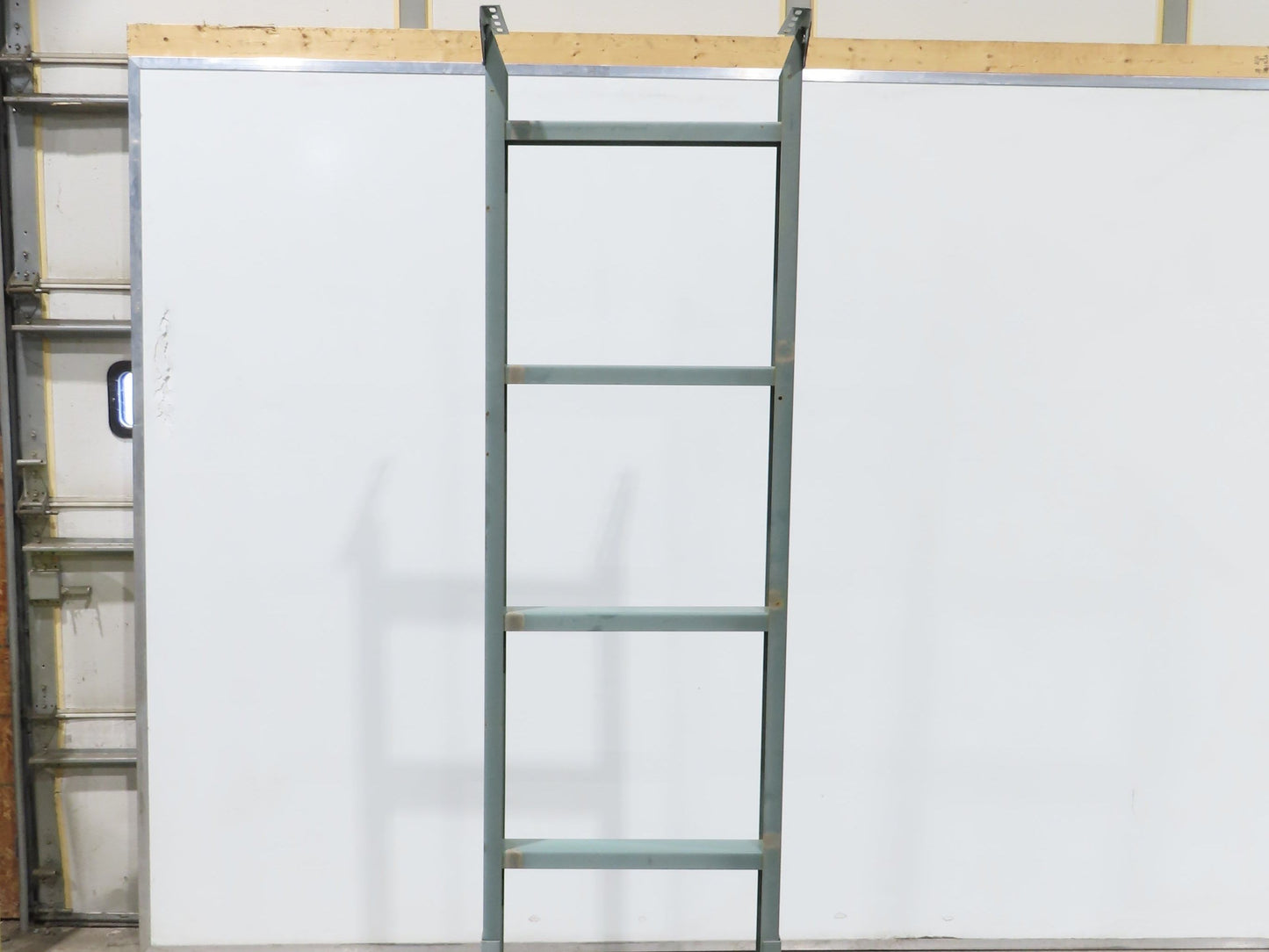 Hytrol 24"W Conveyor Leg Stationary Floor Support 88-5/8" to 100-5/8"H