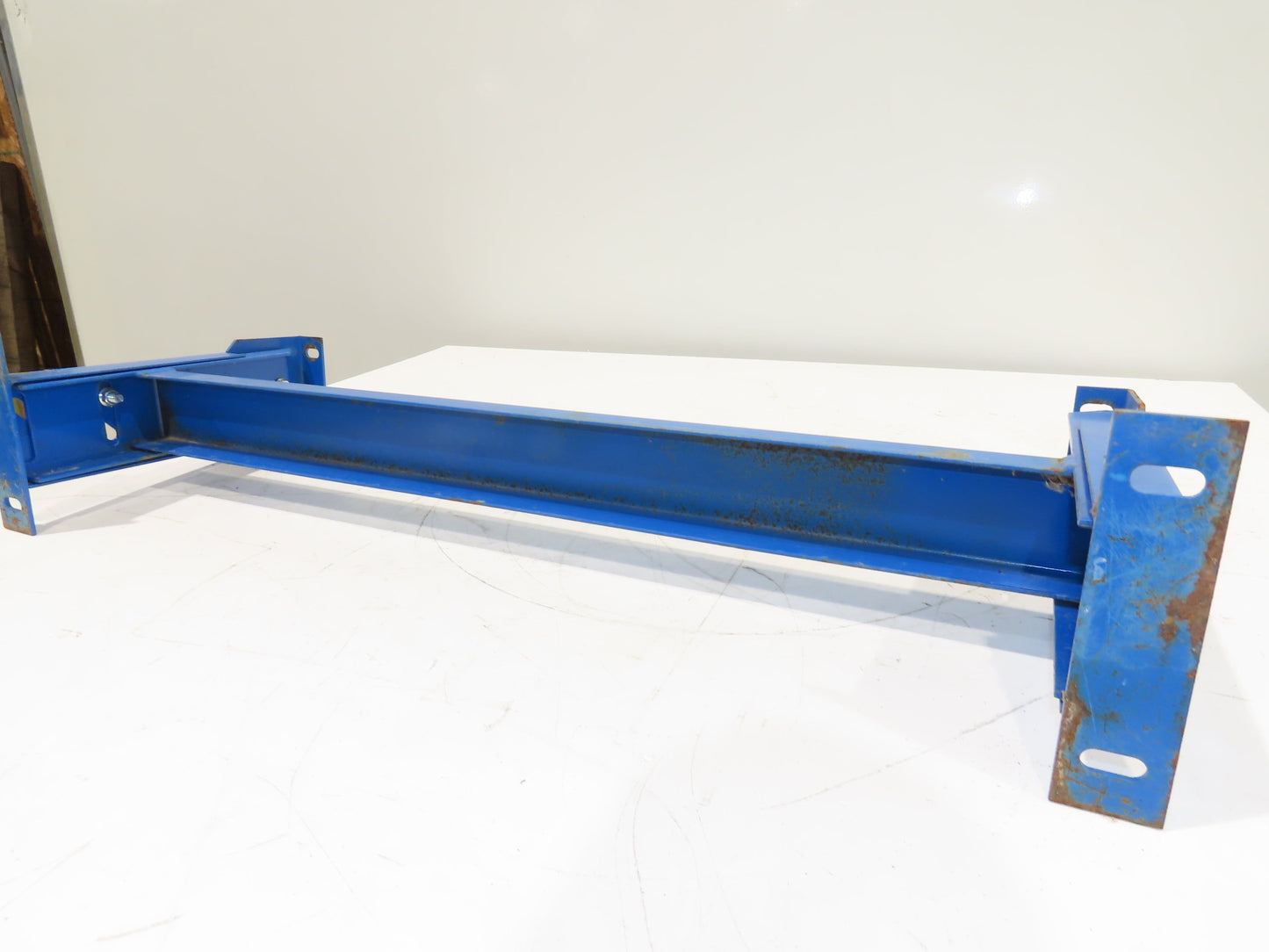Lewco 34"W Conveyor Leg Stationary Floor Support BLUE 13-1/2" to 18"H Heavy Duty