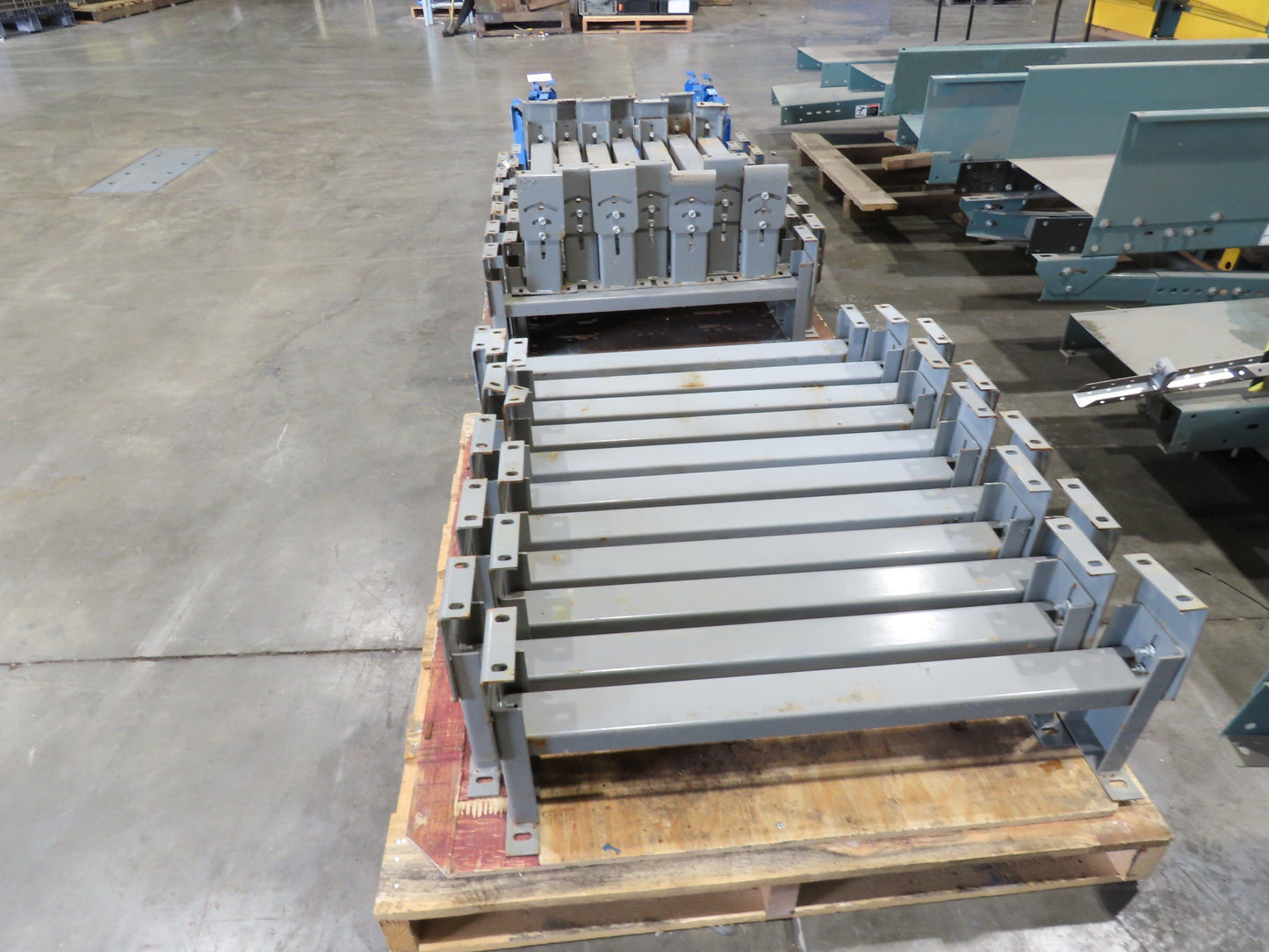 Lewco 34"W Conveyor Leg Stationary Floor Support GRAY 10" to 13-1/2"H