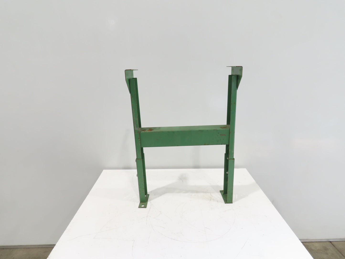 Roach 24"W Conveyor Leg Stationary Floor Support GREEN 27-5/8" to 36"H