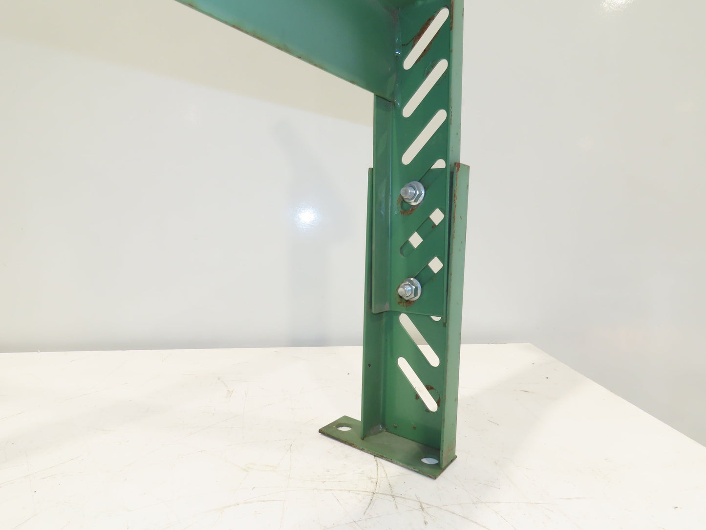Roach 24"W Conveyor Leg Stationary Floor Support GREEN 27-5/8" to 36"H