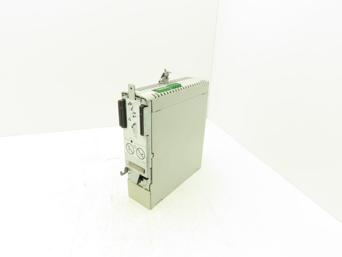 Allen Bradley 2094-BM01-M 9A Axis Power Module VFD 0-480v 3Ph 0-800Hz 8.6A
