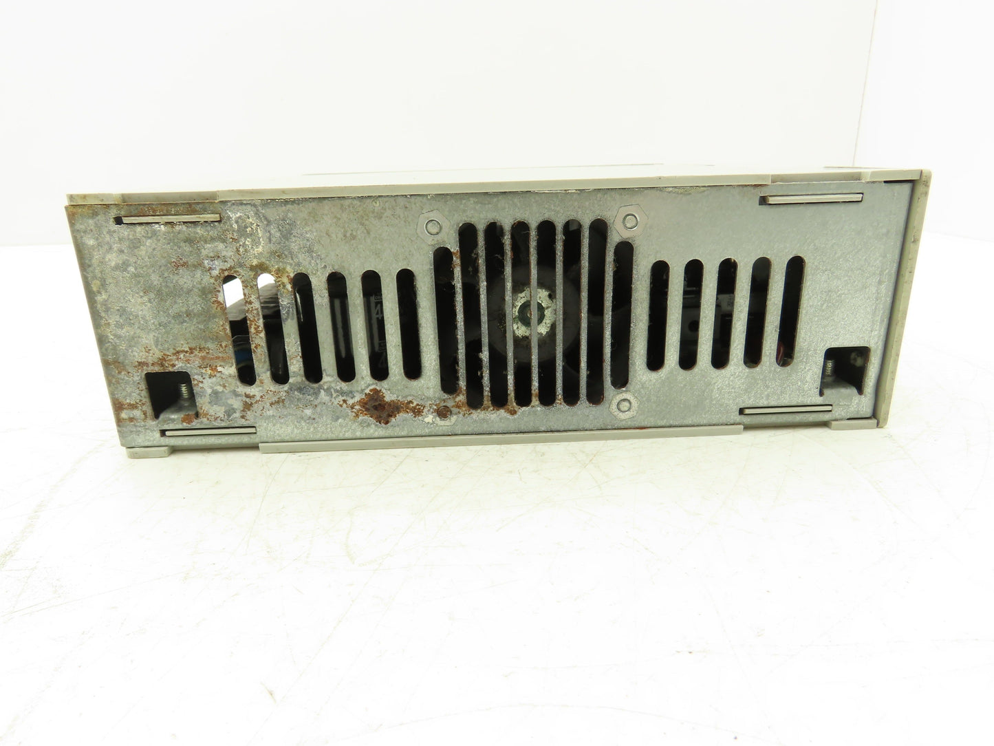 Allen Bradley 2094-BM01-M 9A Axis Power Module VFD 0-480v 3Ph 0-800Hz 8.6A