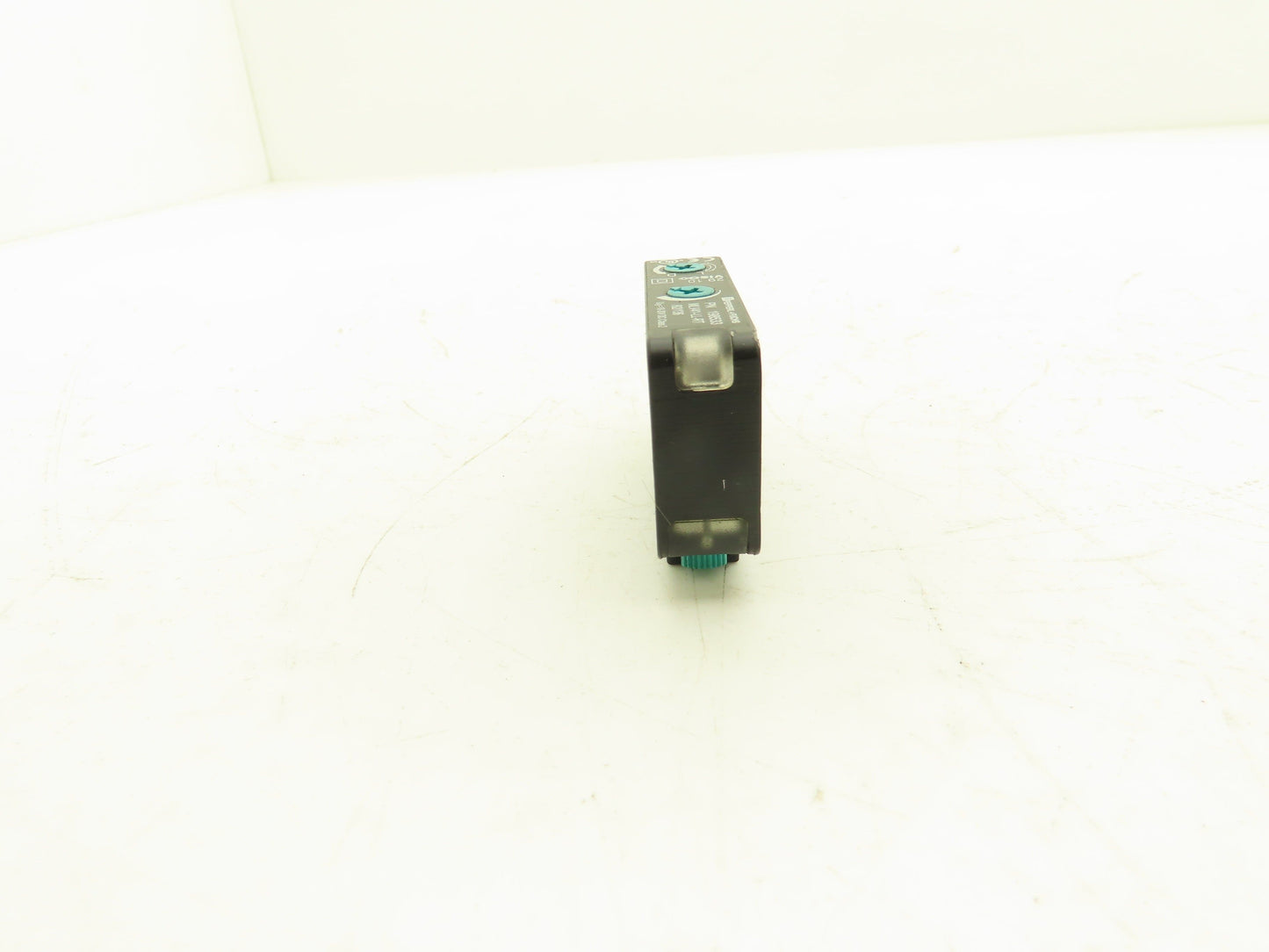 Pepperl Fuchs 198533 Fiber Optic Photoelectric Sensor 10-30VDC